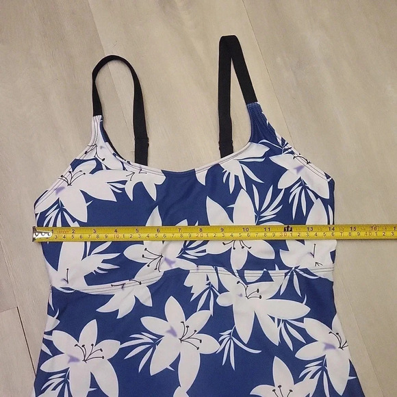Womens White Flower Navy Blue Bathing Suit Tankini Top Padded Size Small - Picture 7 of 7